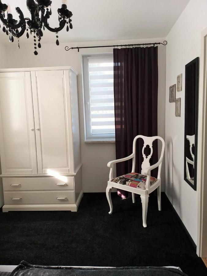 Ferienwohnung Flair Цела-Мелис Екстериор снимка